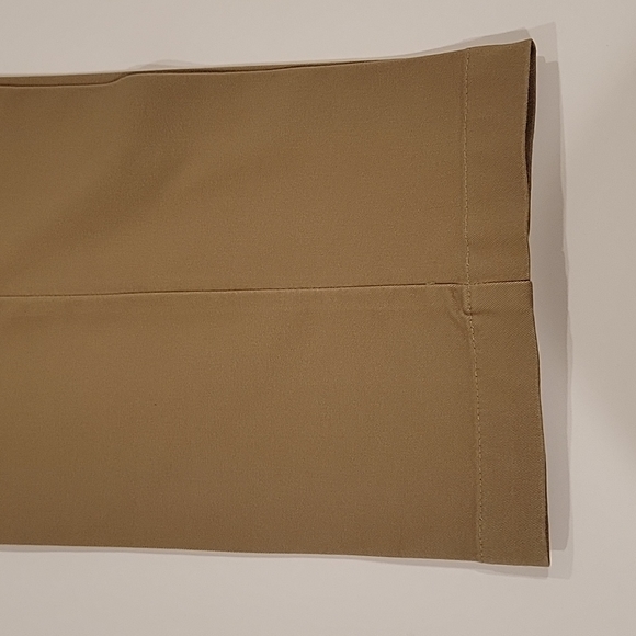 Dockers Men's Straight Fit Khaki Casual Pants - Picture 3 of 7